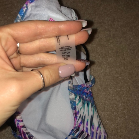 Bathing suit top - Picture 3 of 3